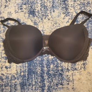 Victoria's Secret Dream Angel's Push Up Pigeonnant Bra 38D with Lace Accents